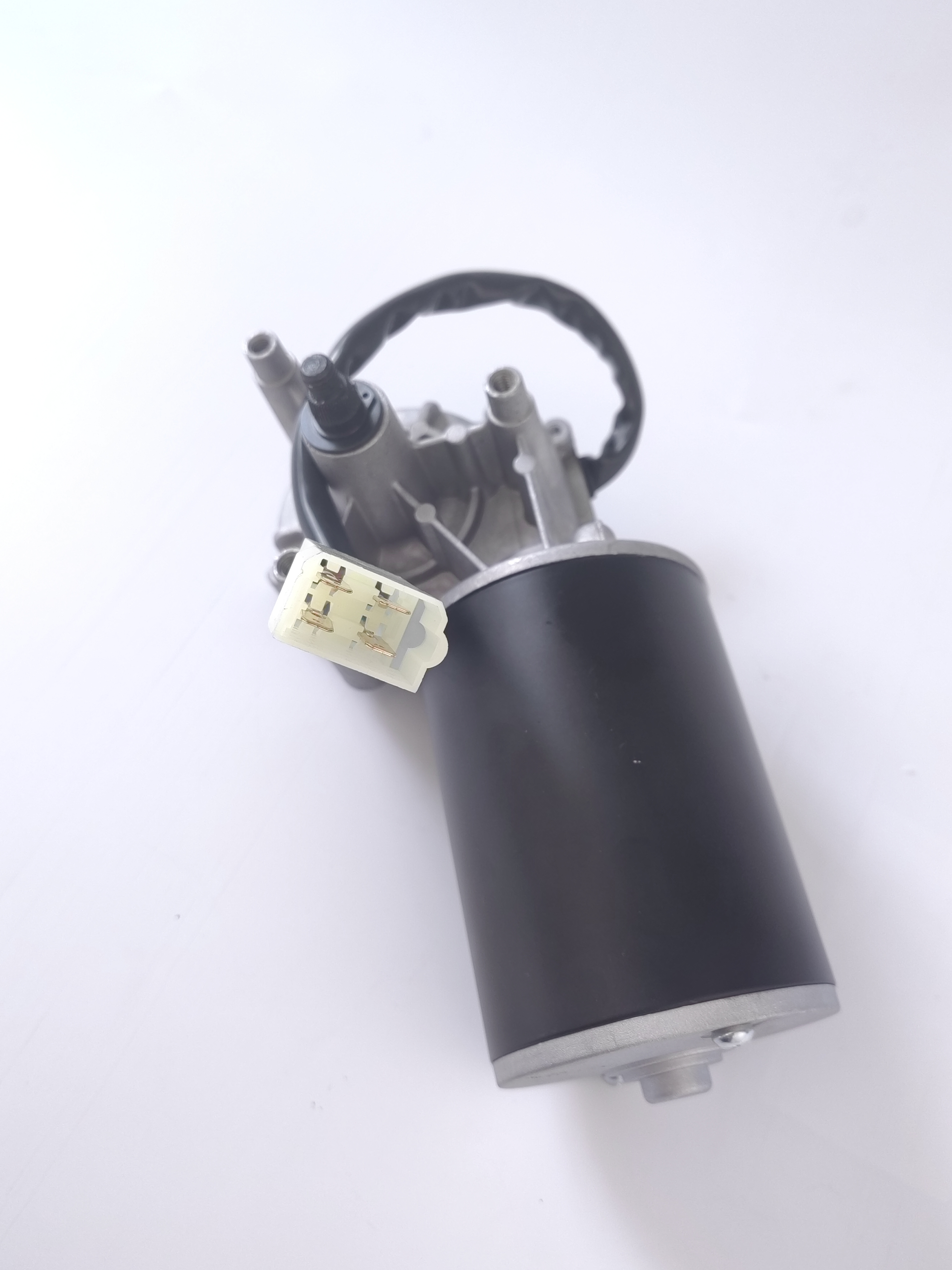 430 000 022 24V Wiper Motor for Heavy Duty Truck